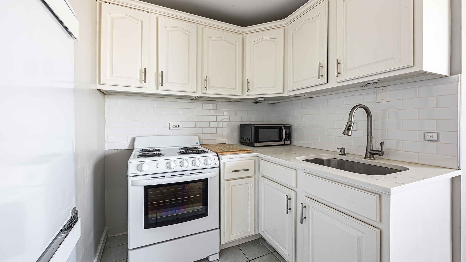 3110 North Sheridan Road Chicago IL 60657
