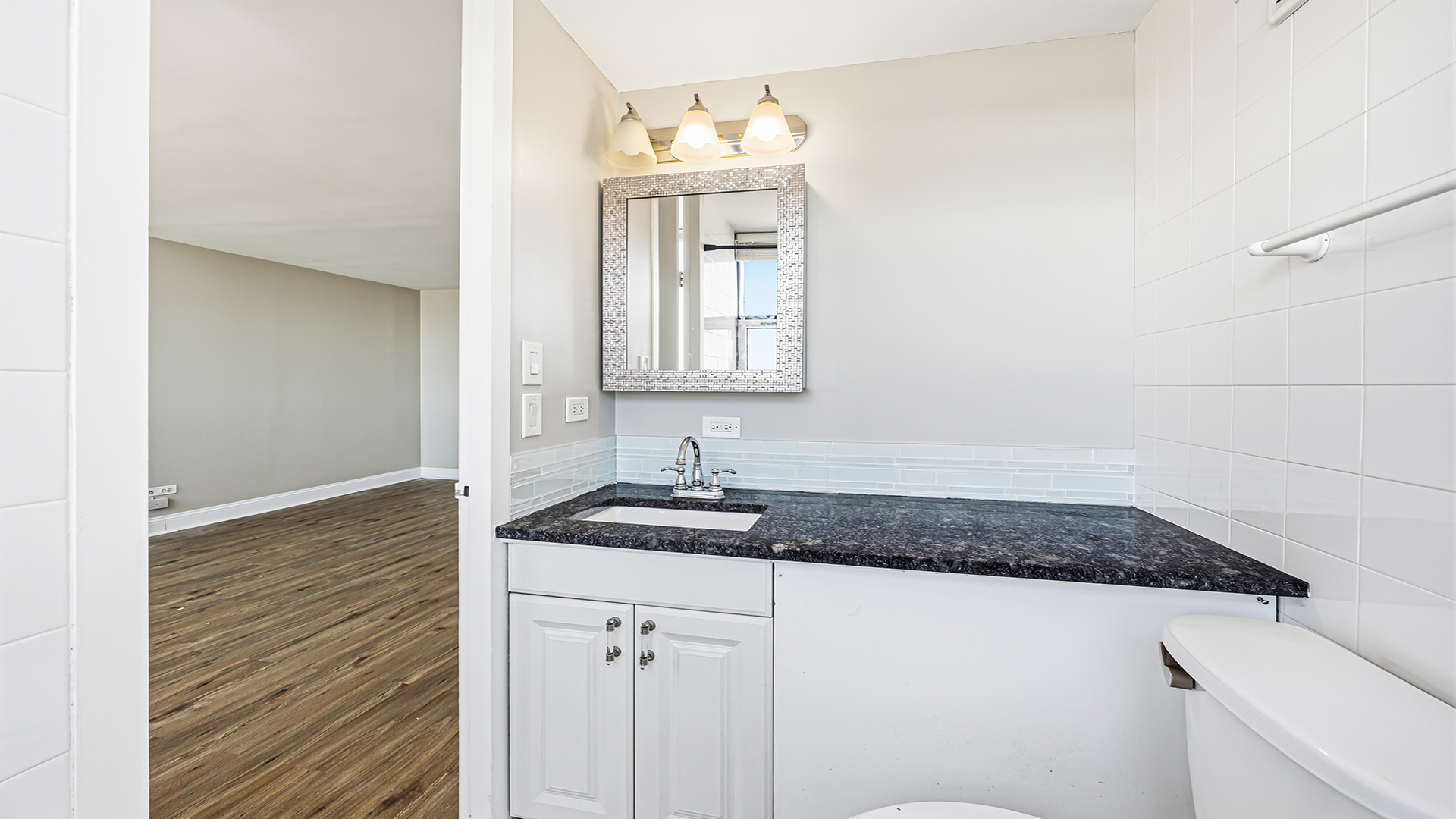 3110 North Sheridan Road Chicago IL 60657