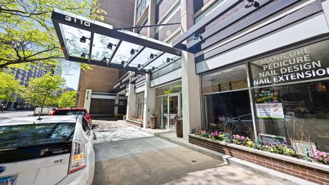 3110 North Sheridan Road Chicago IL 60657