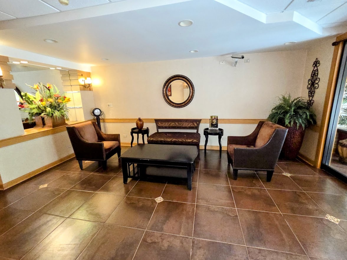 1S150 Spring Road Oakbrook Terrace IL 60181
