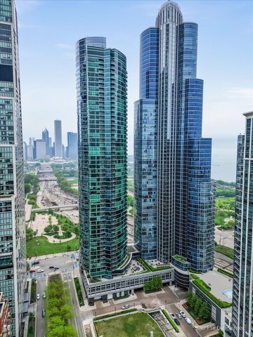1211 South Prairie Avenue Chicago IL 60605