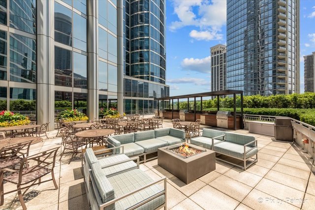 1211 South Prairie Avenue Chicago IL 60605
