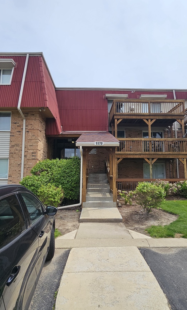 1870 Tall Oaks Drive Aurora IL 60505