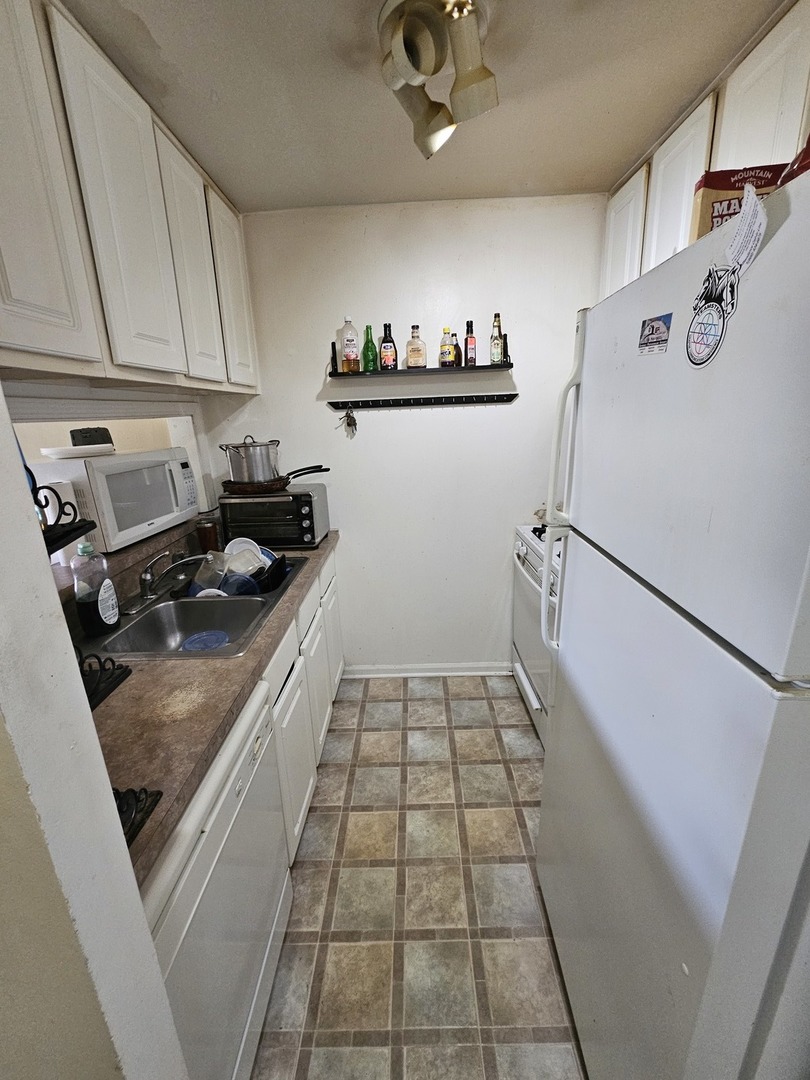 1870 Tall Oaks Drive Aurora IL 60505