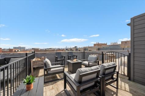 2730 West Armitage Avenue Chicago IL 60647