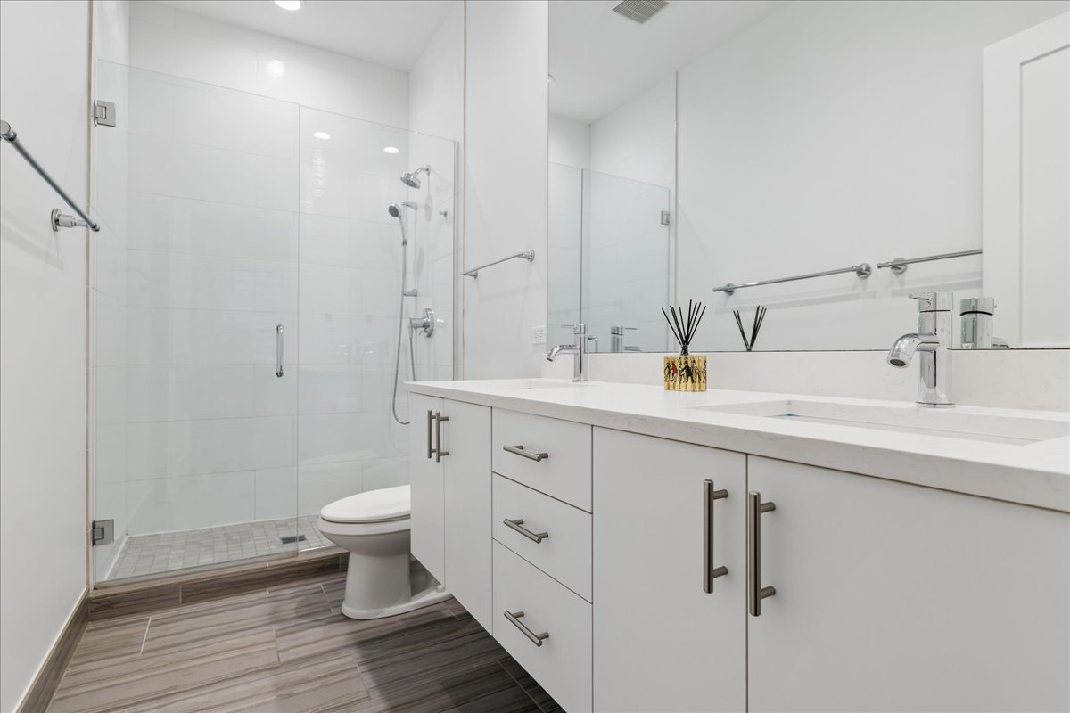 1841 North California Avenue Chicago IL 60647