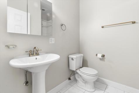 512 East Oakwood Boulevard Chicago IL 60653