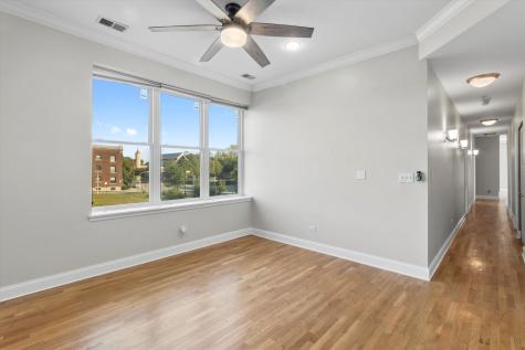 512 East Oakwood Boulevard Chicago IL 60653
