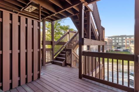 512 East Oakwood Boulevard Chicago IL 60653