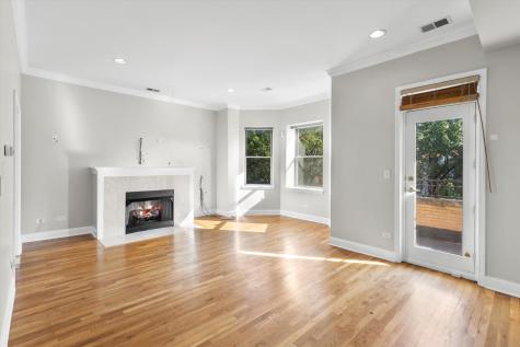 512 East Oakwood Boulevard Chicago IL 60653