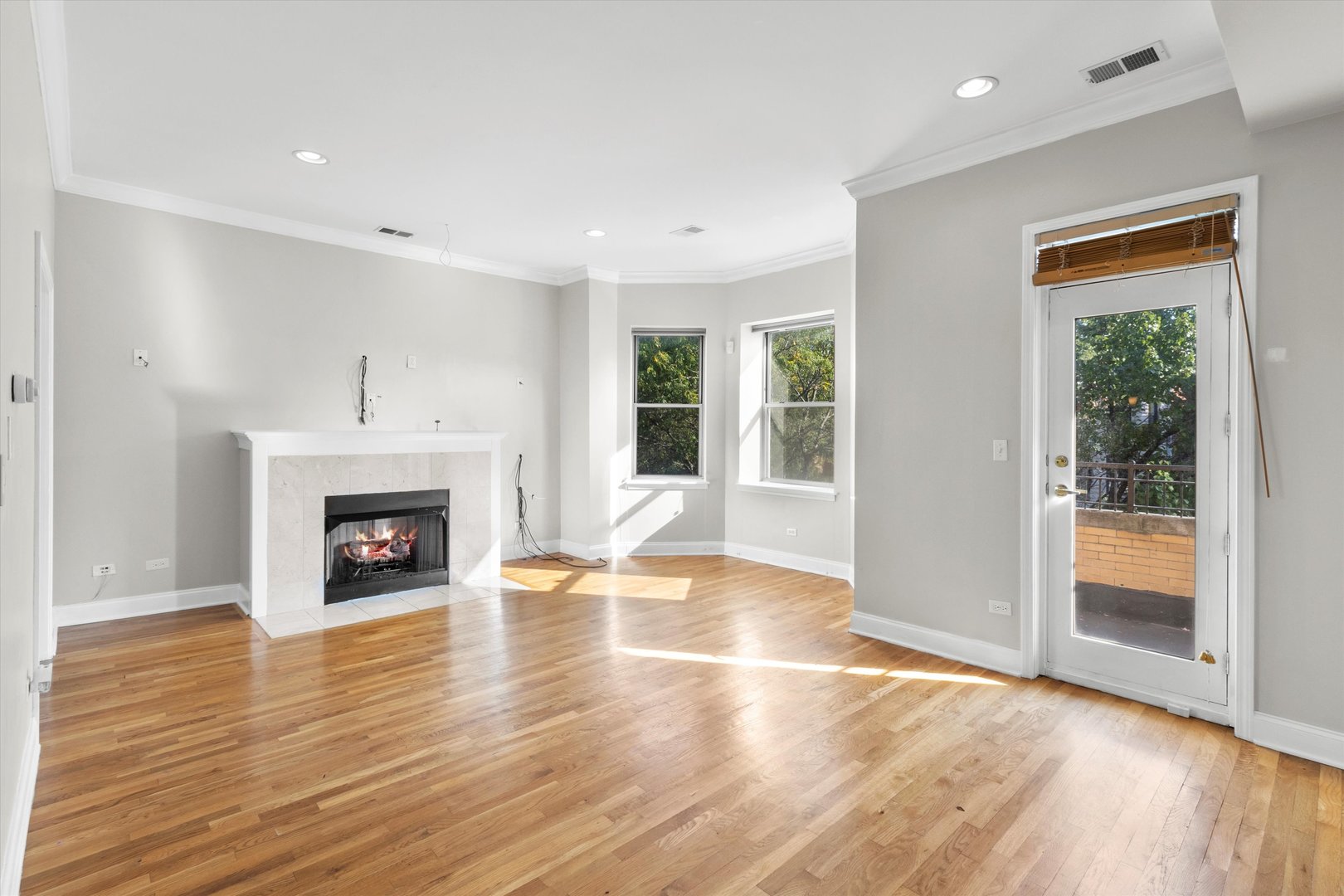 512 East Oakwood Boulevard Chicago IL 60653