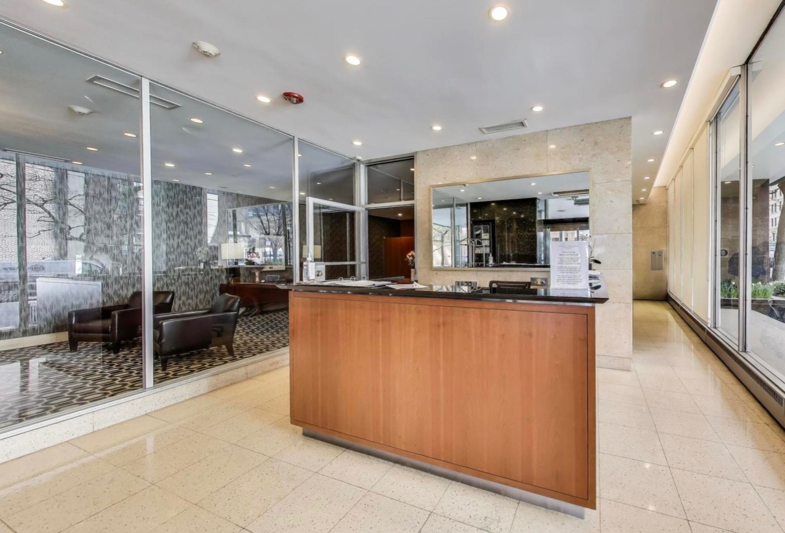 850 North Dewitt Place Chicago IL 60611