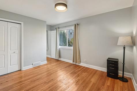 2444 West Berwyn Avenue Chicago IL 60625