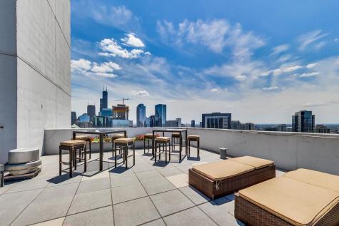 303 West Ohio Street Chicago IL 60654