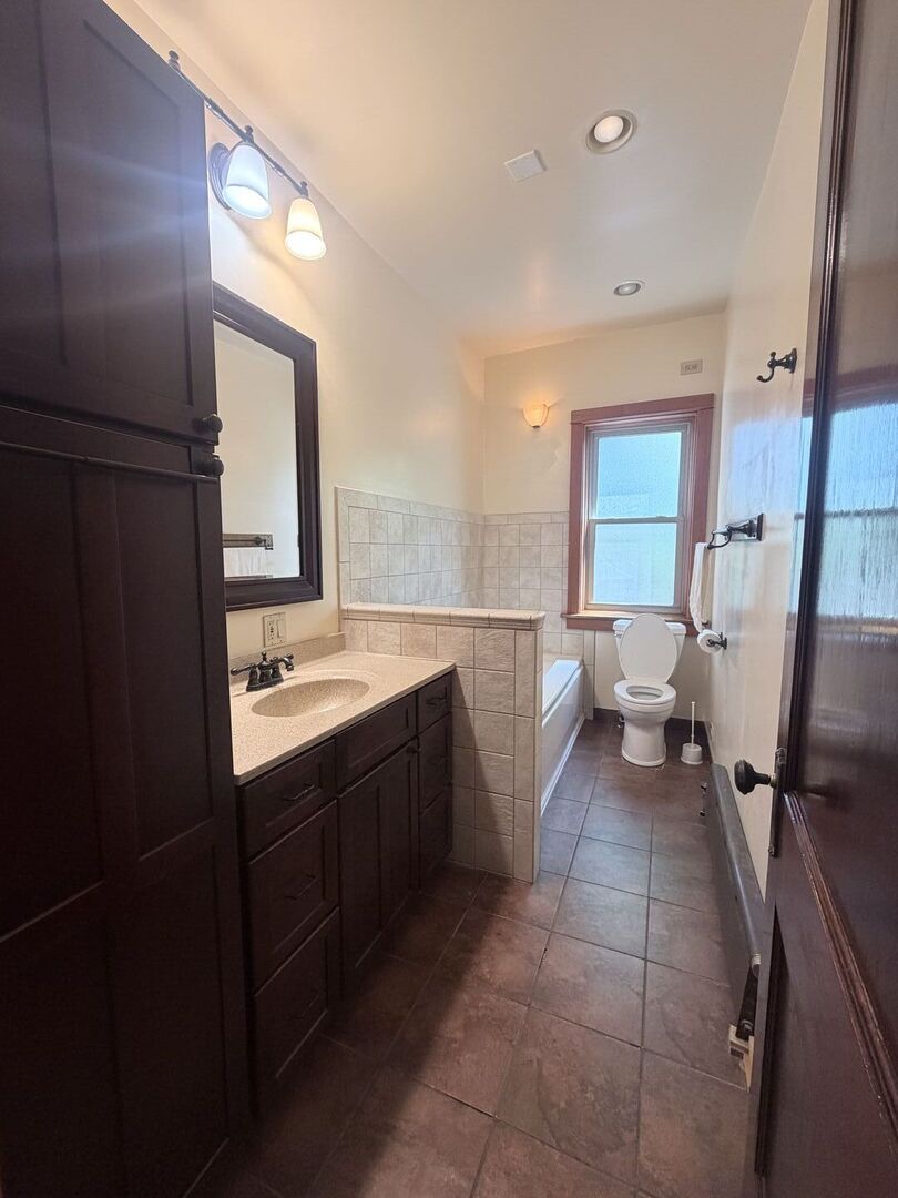 5559 South Blackstone Avenue Chicago IL 60637