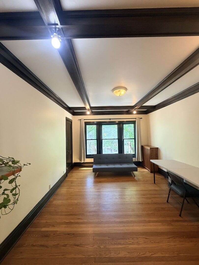 5559 South Blackstone Avenue Chicago IL 60637