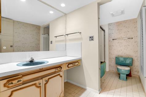 224 North Kenilworth Avenue Oak Park IL 60302