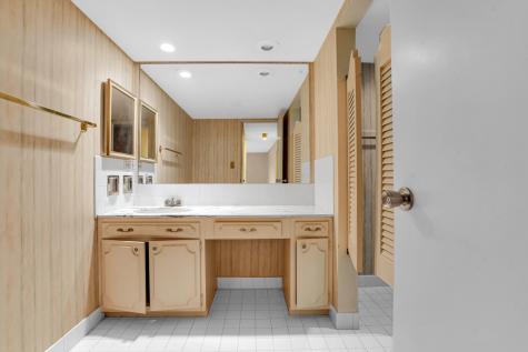 224 North Kenilworth Avenue Oak Park IL 60302