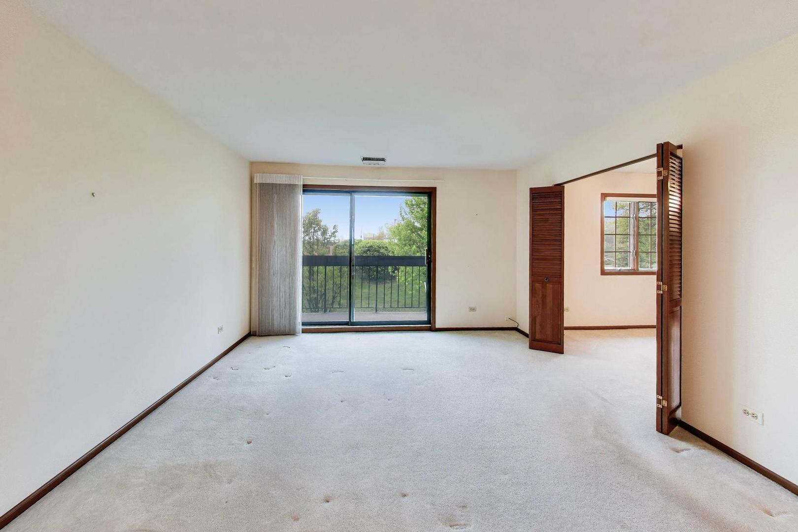 245 Windsor Lane Willowbrook IL 60527