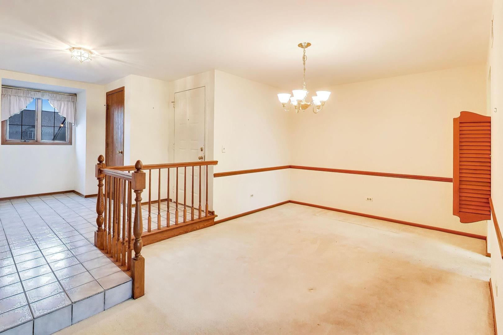 245 Windsor Lane Willowbrook IL 60527