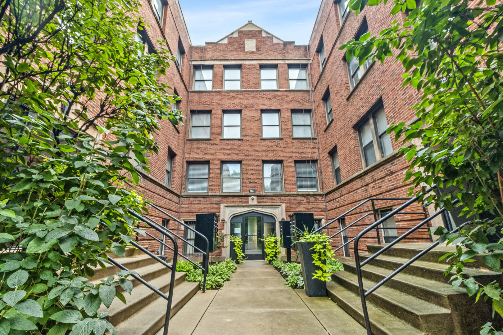 4529 South Drexel Boulevard Chicago IL 60653