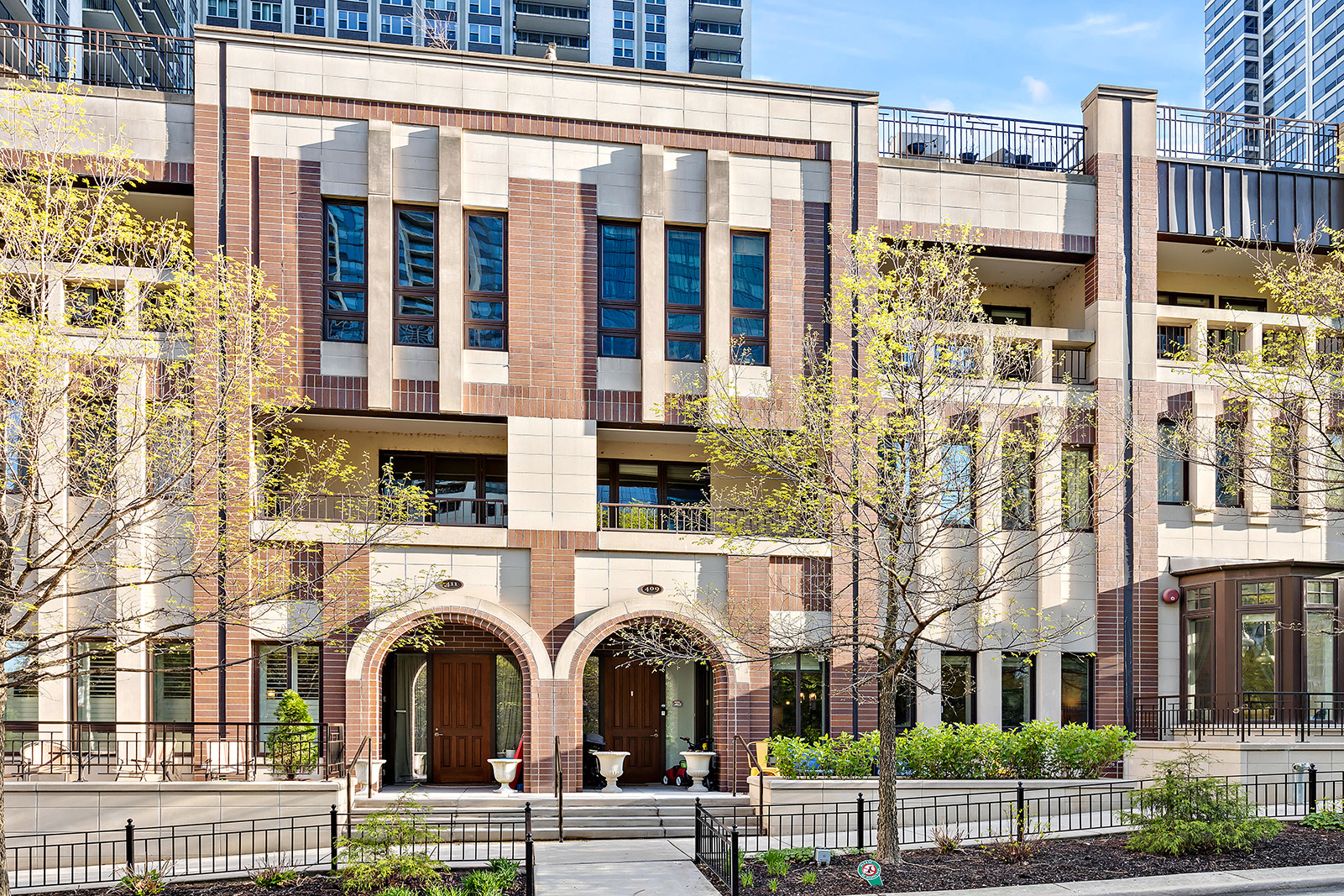 409 East Benton Place Chicago IL 60601