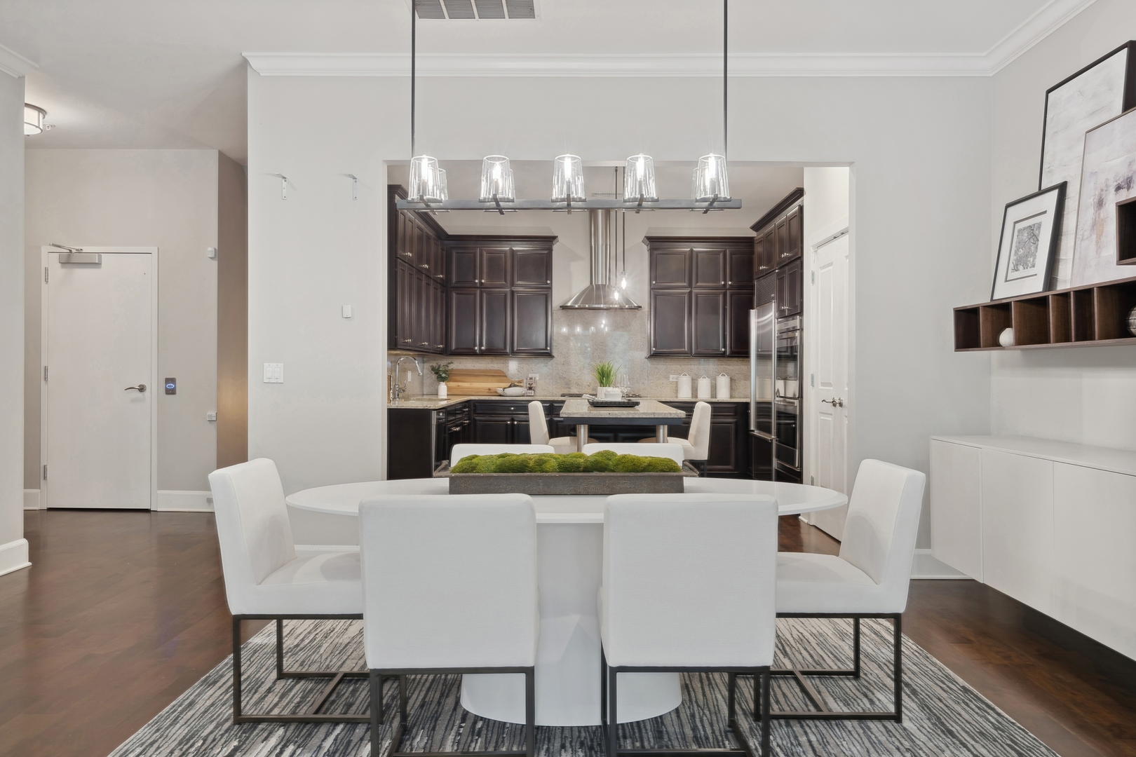 409 East Benton Place Chicago IL 60601