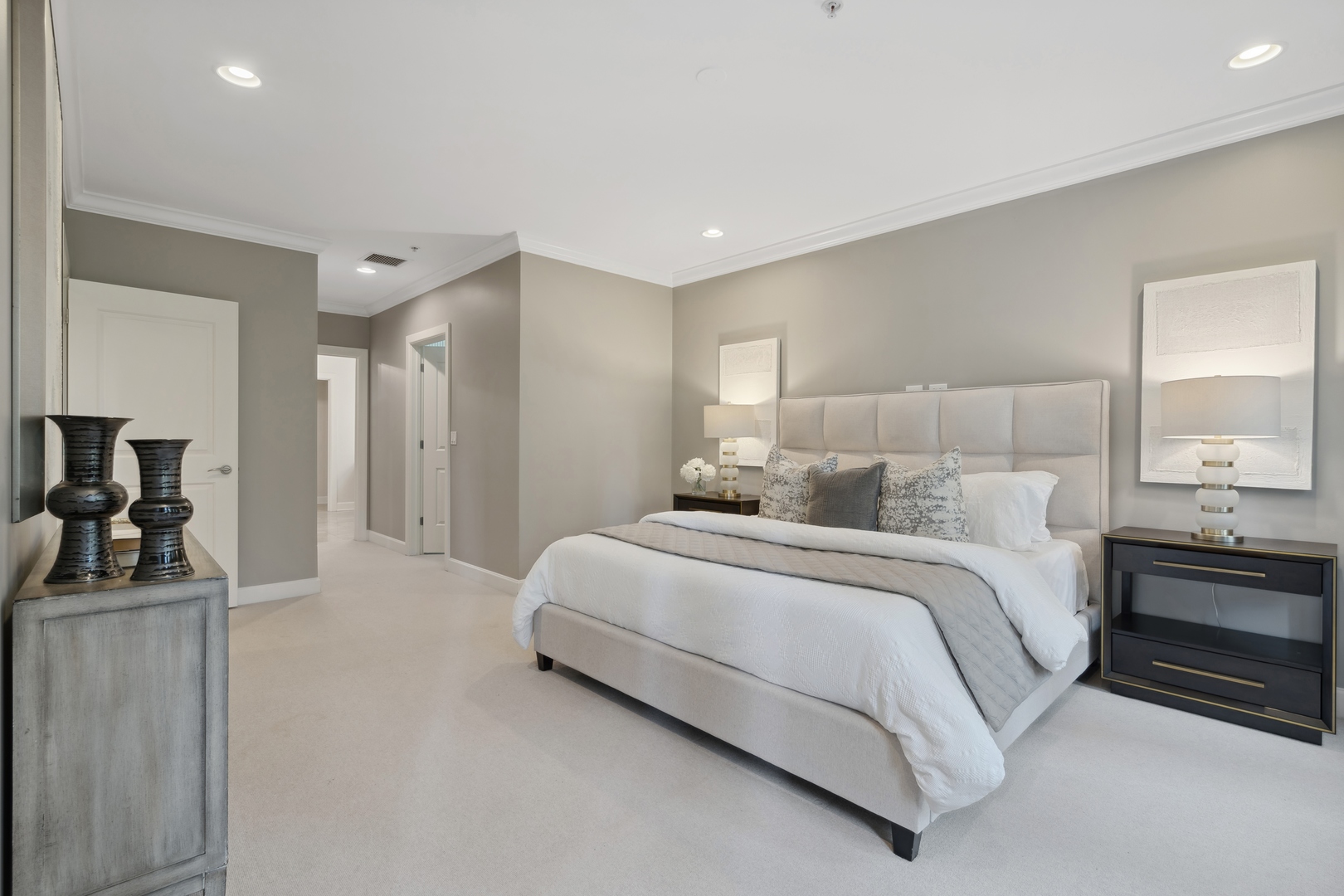409 East Benton Place Chicago IL 60601
