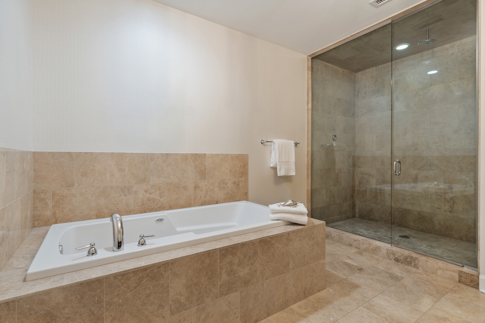409 East Benton Place Chicago IL 60601
