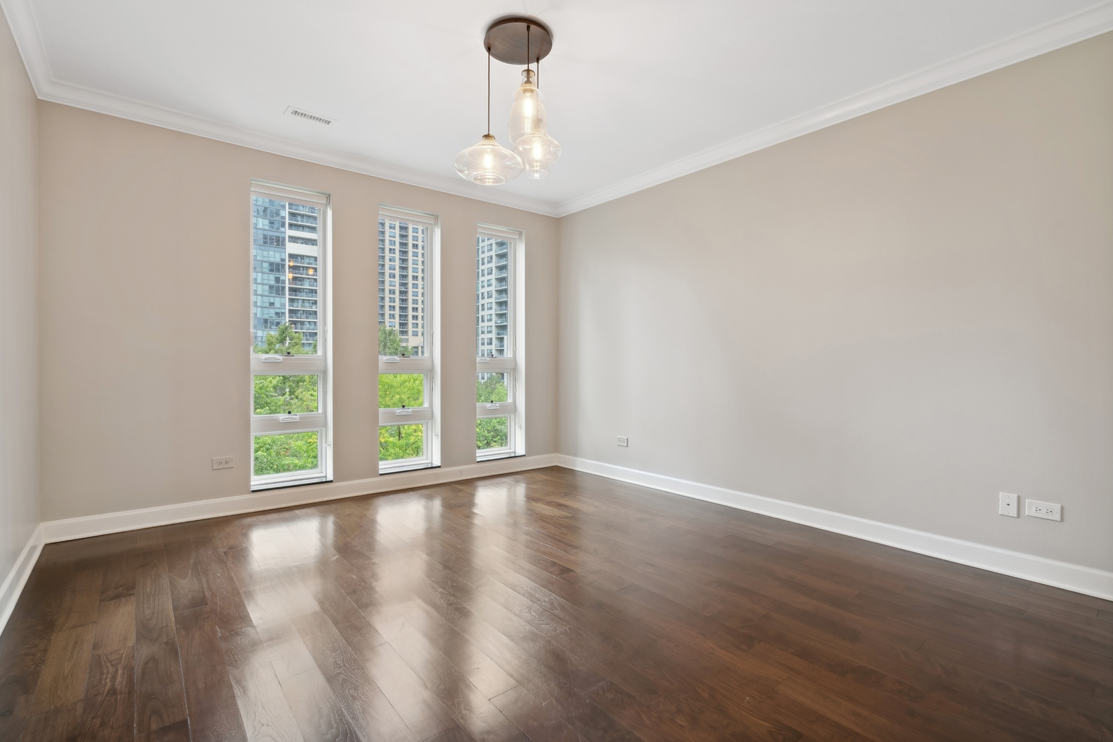 409 East Benton Place Chicago IL 60601