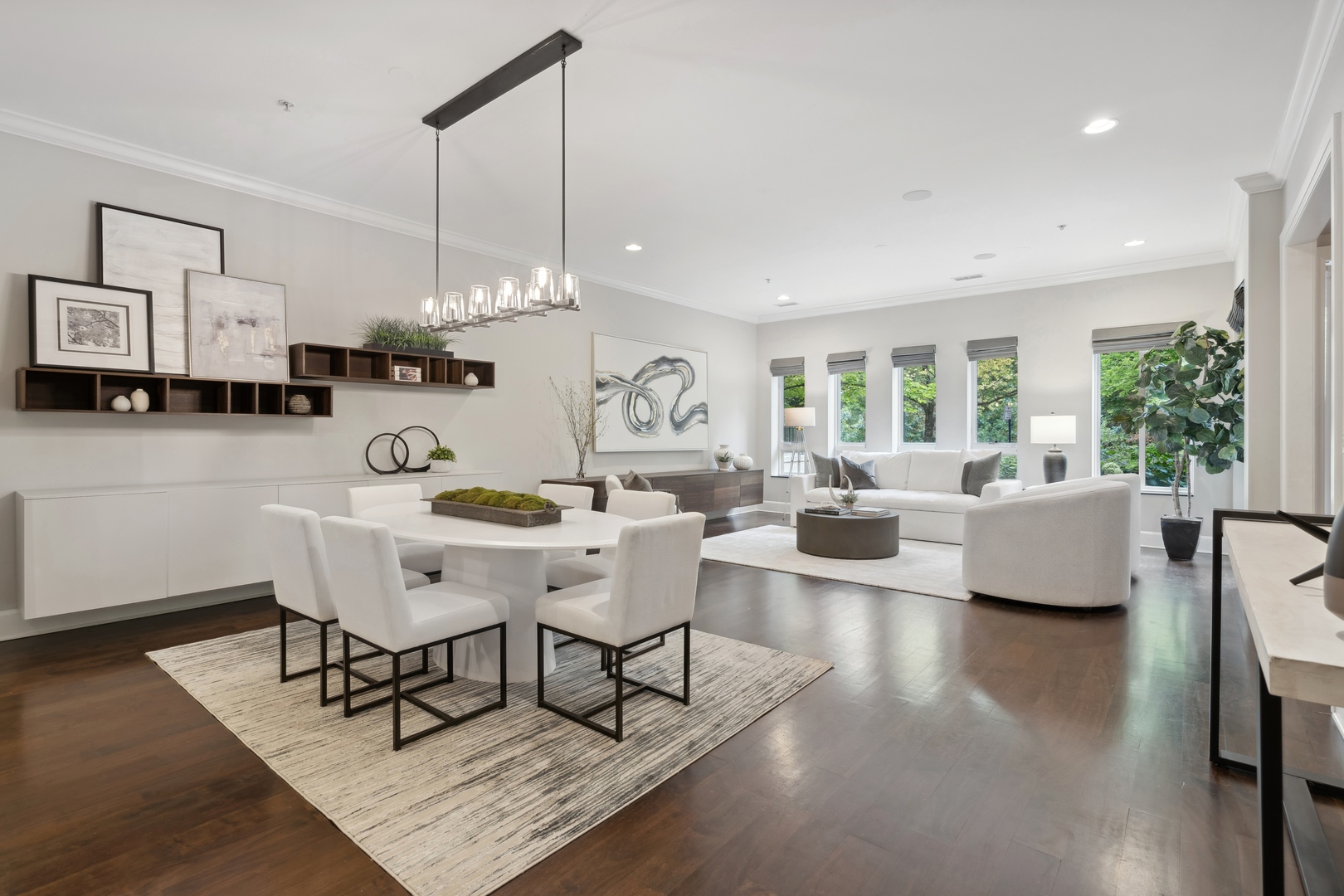 409 East Benton Place Chicago IL 60601