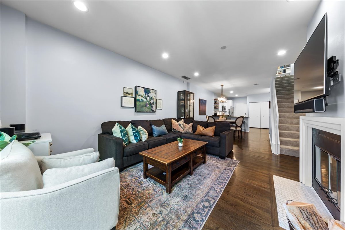 1801 West Diversey Parkway Chicago IL 60614