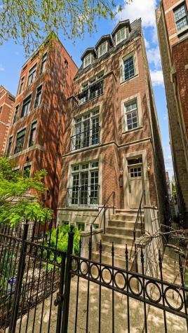 820 West Buckingham Place Chicago IL 60657