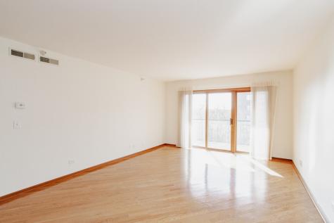 1685 Mill Street Des Plaines IL 60016