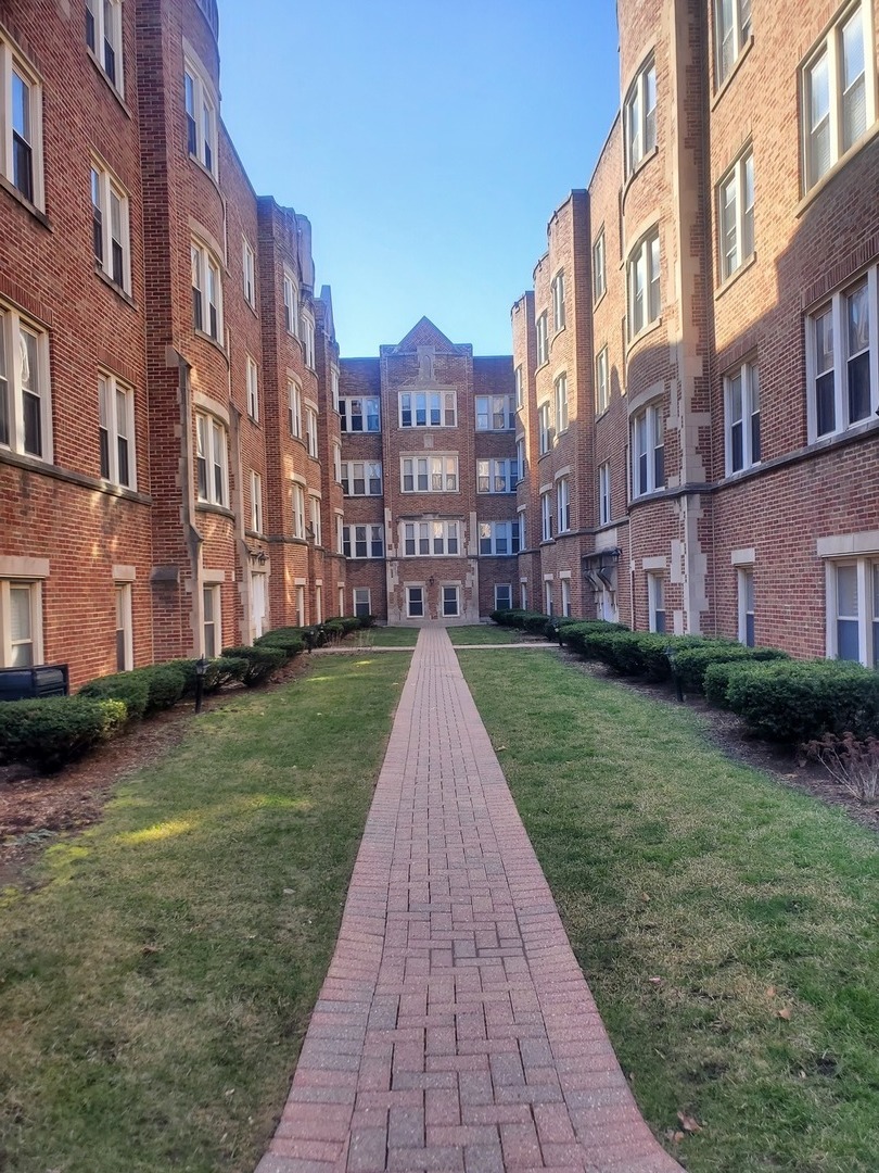 44 North Menard Avenue Chicago IL 60644