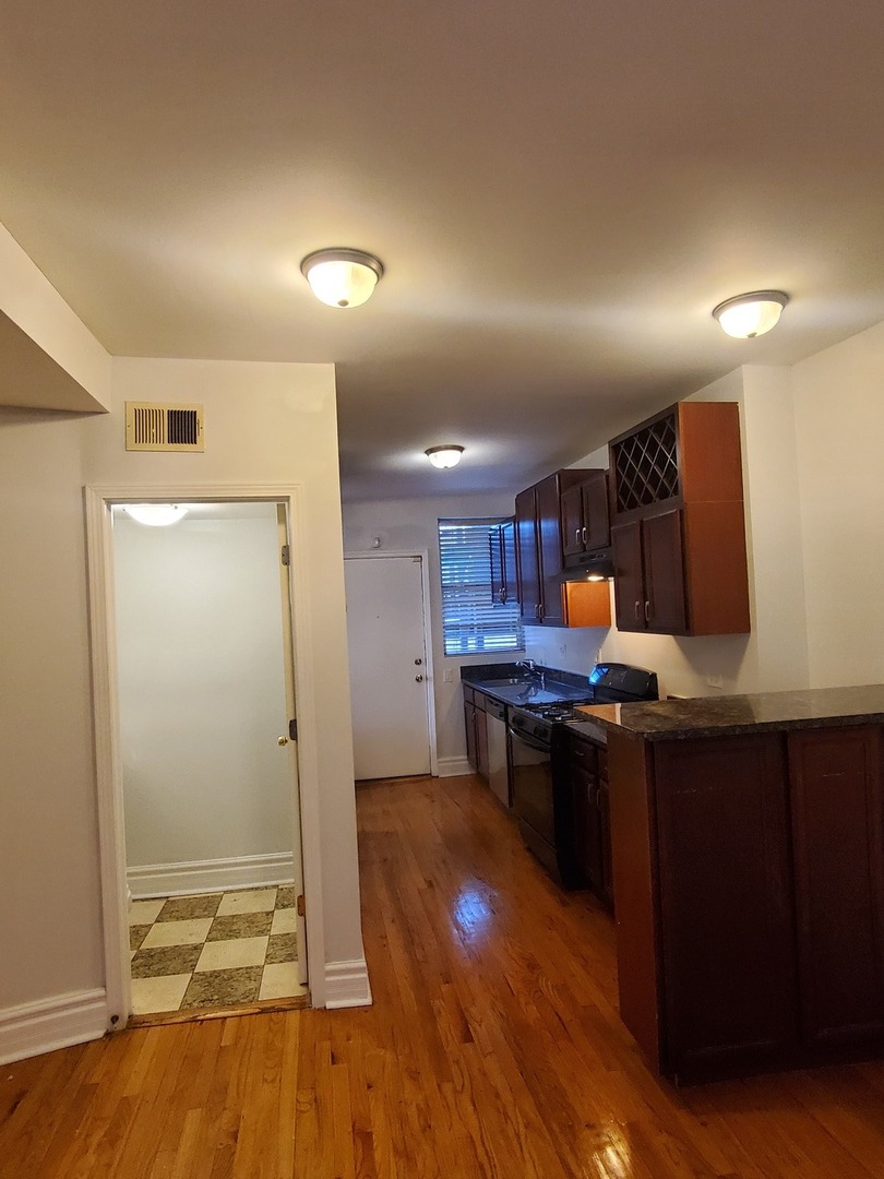 44 North Menard Avenue Chicago IL 60644