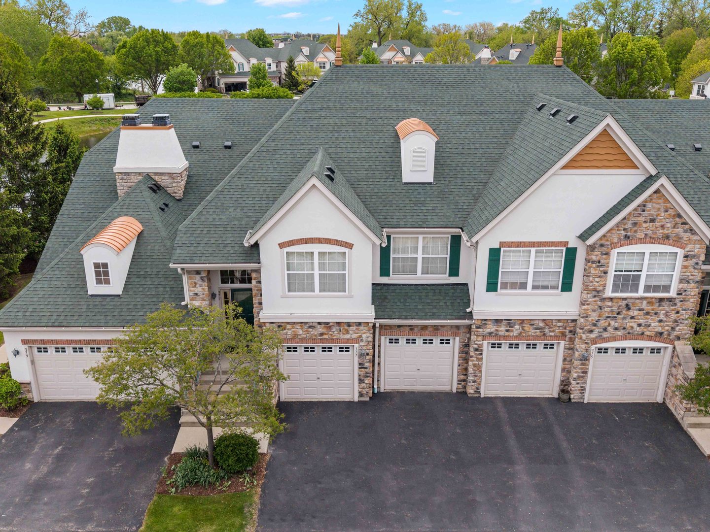 377 Bay Tree Circle Vernon Hills IL 60061