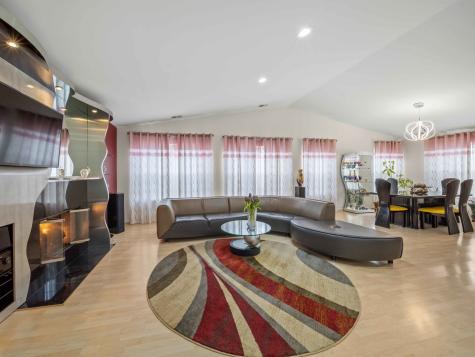 377 Bay Tree Circle Vernon Hills IL 60061