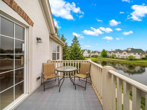 377 Bay Tree Circle Vernon Hills IL 60061