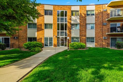 9725 South Keeler Avenue Oak Lawn IL 60453