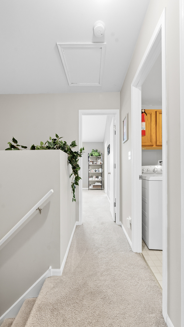 2060 Crossing Court Lombard IL 60148