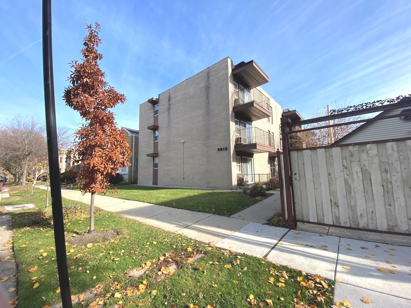 5815 North Spaulding Avenue Chicago IL 60659