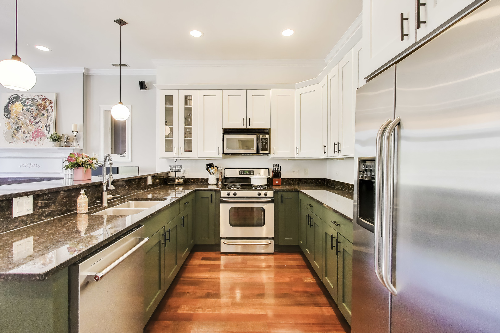 4110 North Western Avenue Chicago IL 60618