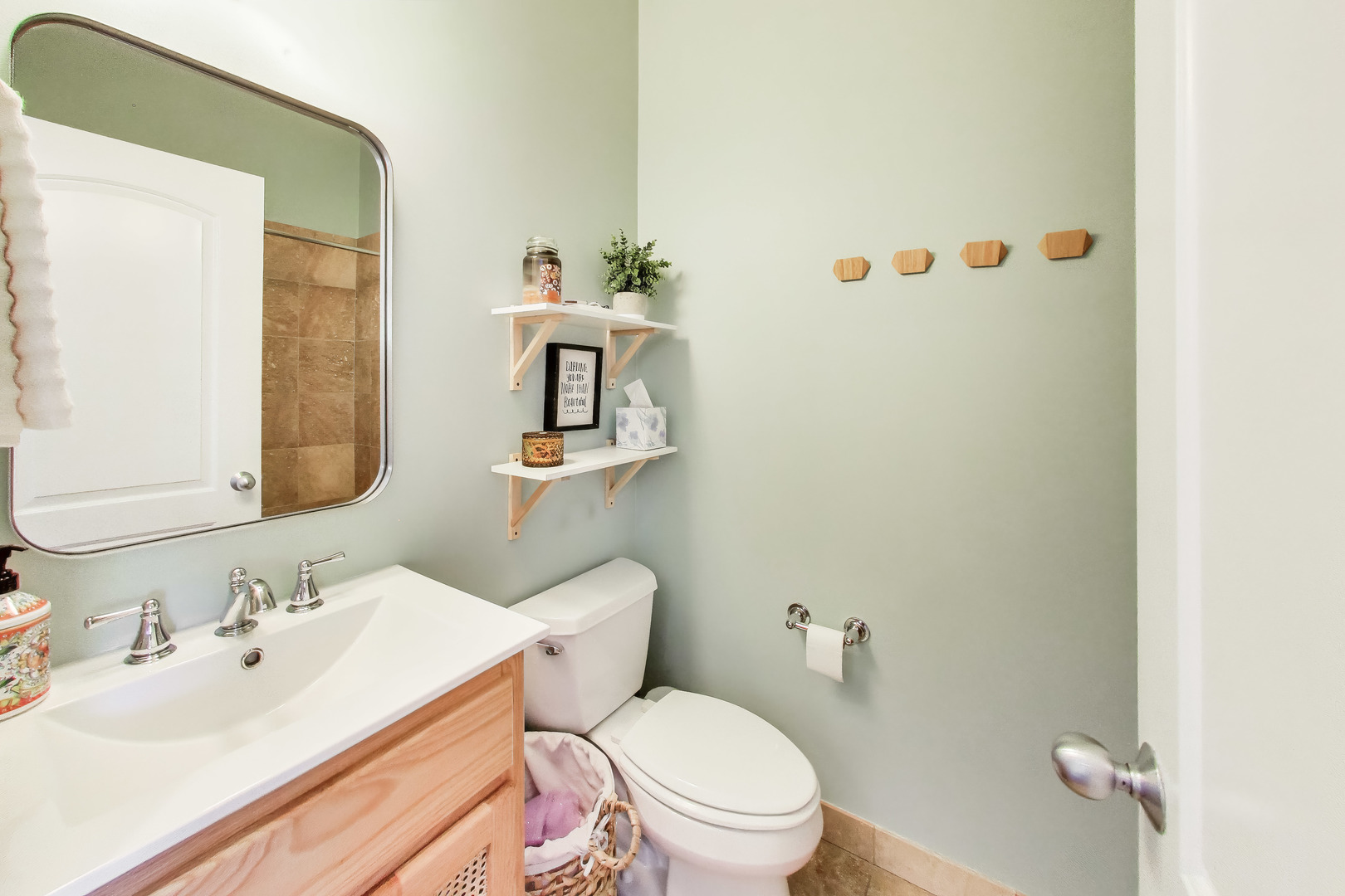 4110 North Western Avenue Chicago IL 60618