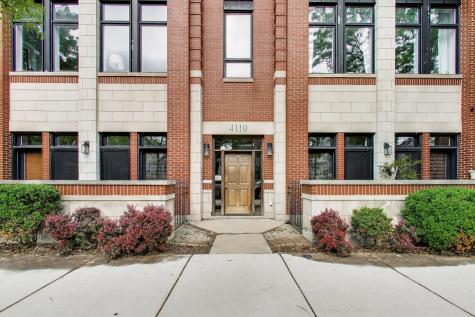 4110 North Western Avenue Chicago IL 60618