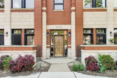 4110 North Western Avenue Chicago IL 60618