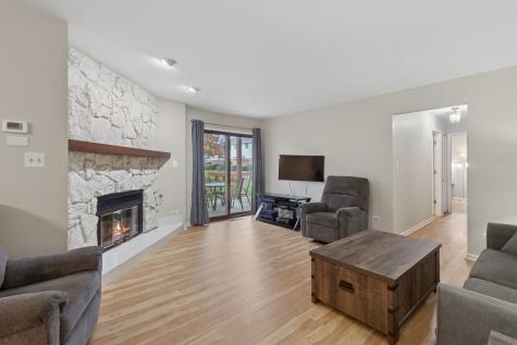 724 Maplewood Court Willowbrook IL 60527