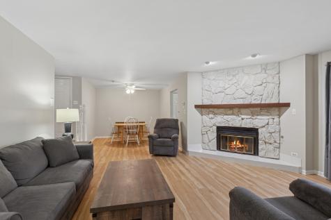 724 Maplewood Court Willowbrook IL 60527