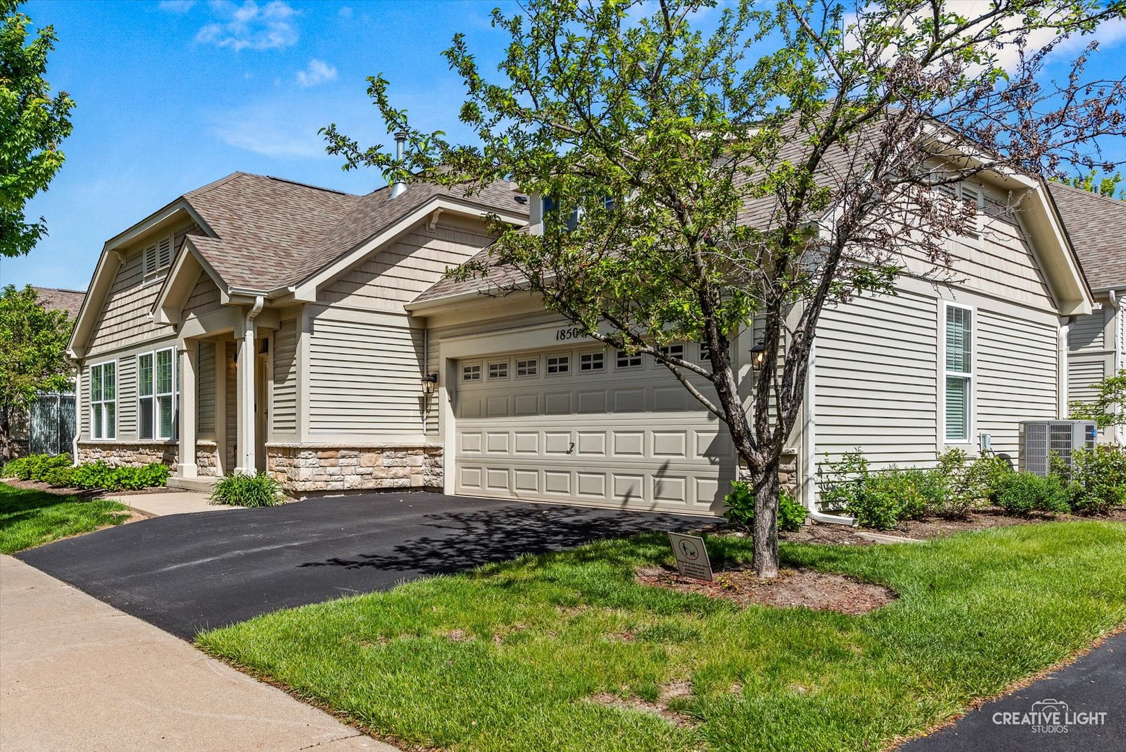 1850 Foxridge Court Aurora IL 60502
