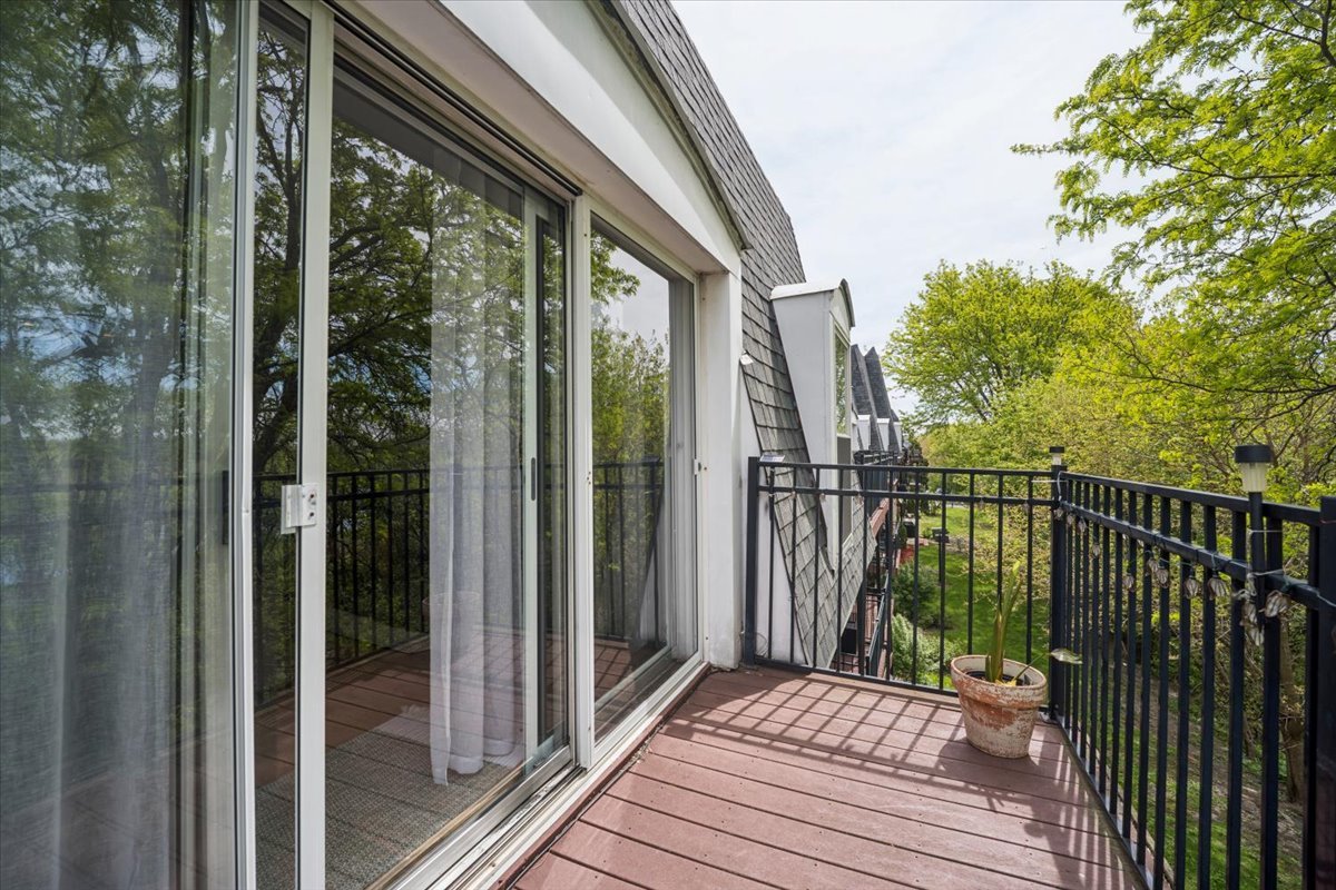 5400 Carriageway Drive Rolling Meadows IL 60008